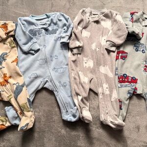 Lot of Carter’s Fleece Pajamas 0-3m